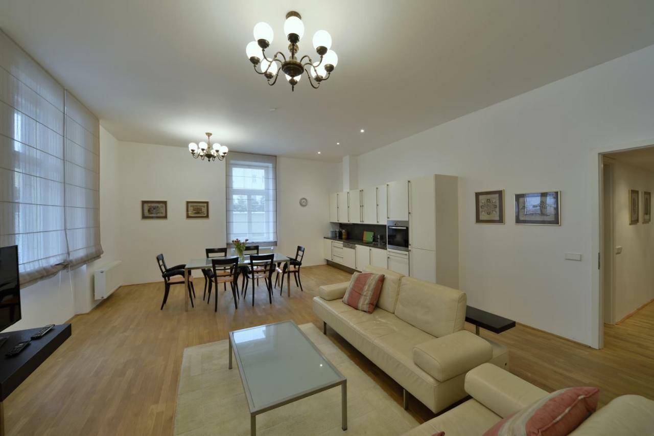 Kolonada Luxury 2 Bedroom Apartment Snezka Mariánské Lázně Exterior foto